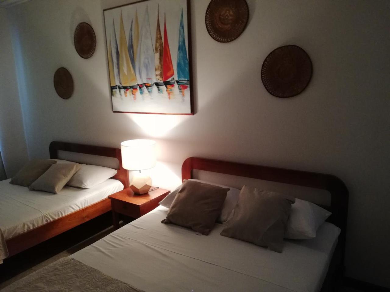 Hotel La Isla Parrita Eksteriør billede