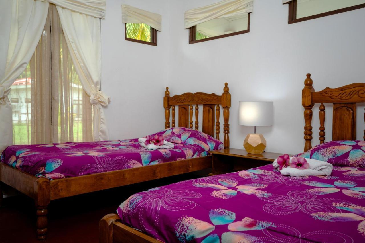 Hotel La Isla Parrita Eksteriør billede