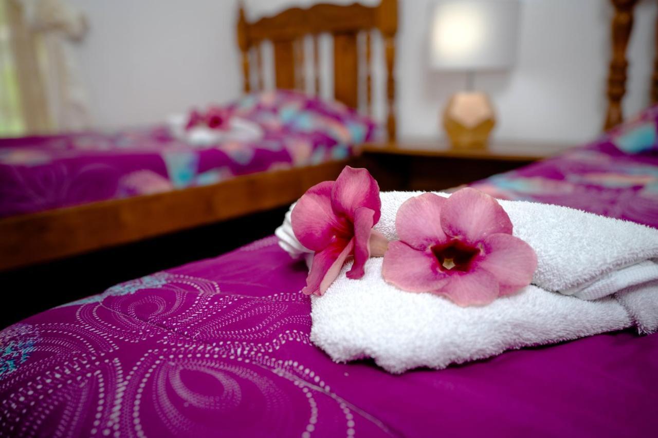 Hotel La Isla Parrita Eksteriør billede