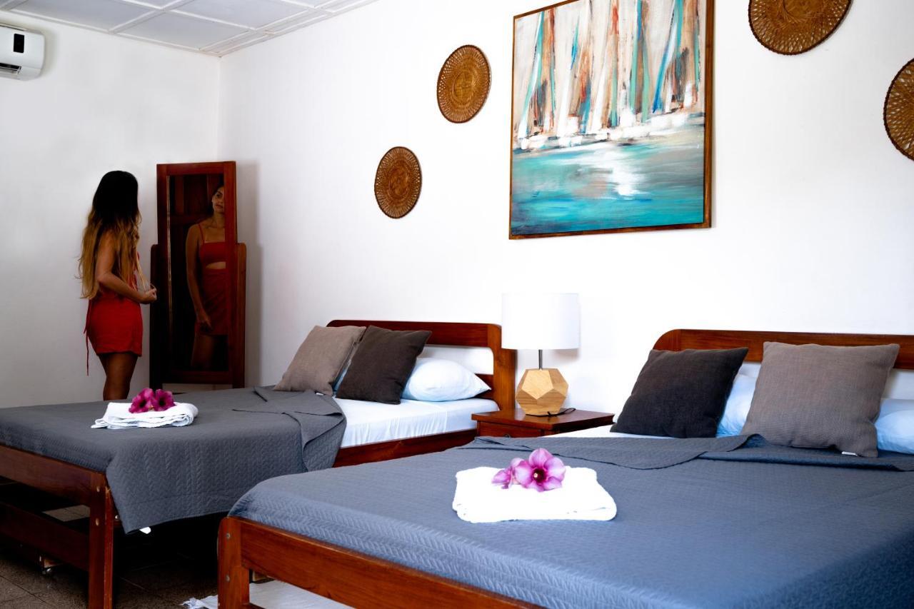 Hotel La Isla Parrita Eksteriør billede