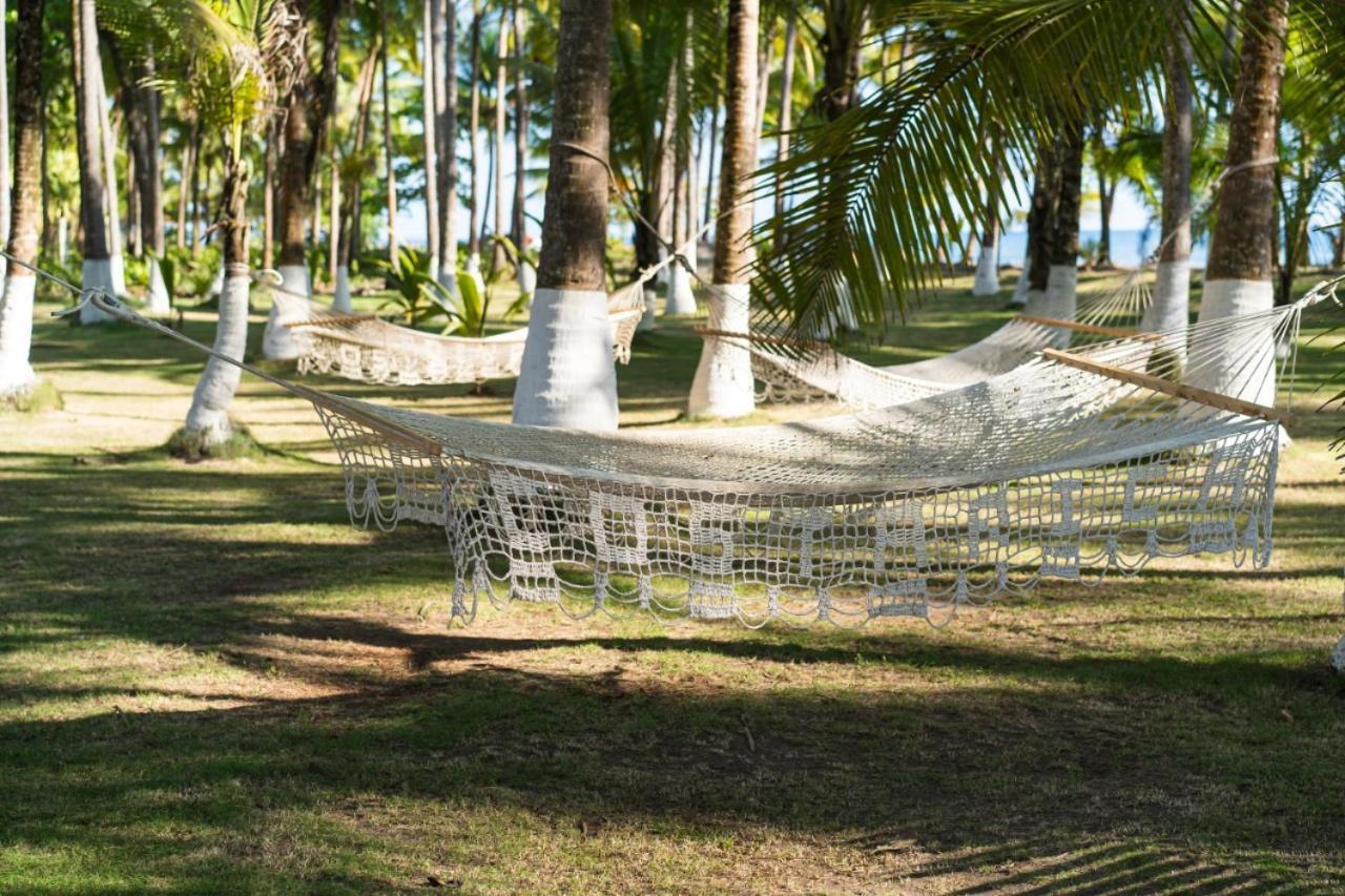 Hotel La Isla Parrita Eksteriør billede